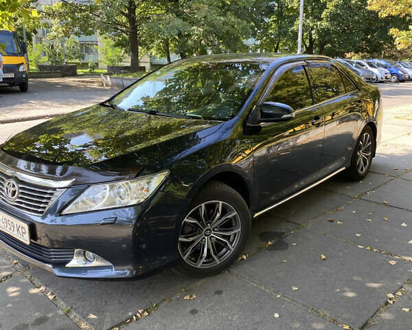 Зеленый Тойота Камри, объемом двигателя 2.49 л и пробегом 202 тыс. км за 14300 $, фото 12 на Automoto.ua