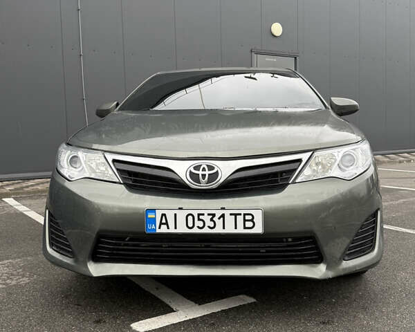 Зелений Тойота Камрі, об'ємом двигуна 2.49 л та пробігом 125 тис. км за 12800 $, фото 3 на Automoto.ua