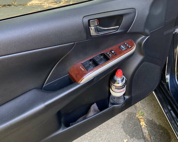 Зеленый Тойота Камри, объемом двигателя 2.49 л и пробегом 202 тыс. км за 14300 $, фото 8 на Automoto.ua