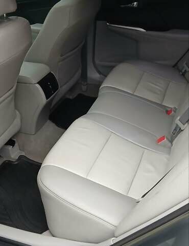 Зеленый Тойота Камри, объемом двигателя 2.5 л и пробегом 230 тыс. км за 11300 $, фото 18 на Automoto.ua