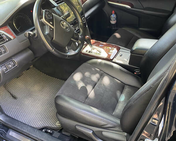 Зеленый Тойота Камри, объемом двигателя 2.49 л и пробегом 202 тыс. км за 14300 $, фото 7 на Automoto.ua