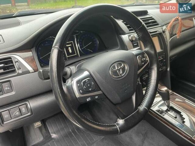 Зеленый Тойота Камри, объемом двигателя 2.5 л и пробегом 188 тыс. км за 15300 $, фото 28 на Automoto.ua