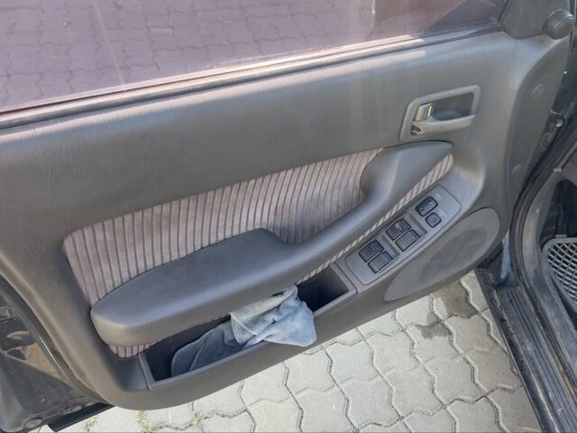 Зелений Тойота Камрі, об'ємом двигуна 2.2 л та пробігом 380 тис. км за 1650 $, фото 14 на Automoto.ua