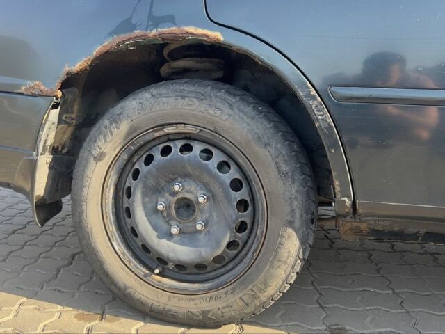 Зелений Тойота Камрі, об'ємом двигуна 2.2 л та пробігом 380 тис. км за 1650 $, фото 4 на Automoto.ua