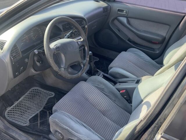 Зелений Тойота Камрі, об'ємом двигуна 2.2 л та пробігом 380 тис. км за 1650 $, фото 13 на Automoto.ua