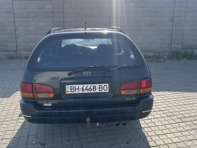 Зелений Тойота Камрі, об'ємом двигуна 2.2 л та пробігом 380 тис. км за 1650 $, фото 6 на Automoto.ua