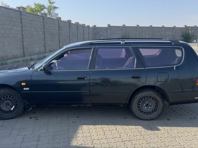 Зелений Тойота Камрі, об'ємом двигуна 2.2 л та пробігом 380 тис. км за 1650 $, фото 8 на Automoto.ua