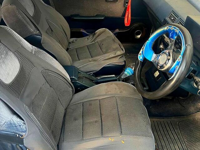 Белый Тойота Карина, объемом двигателя 1.5 л и пробегом 234 тыс. км за 600 $, фото 2 на Automoto.ua