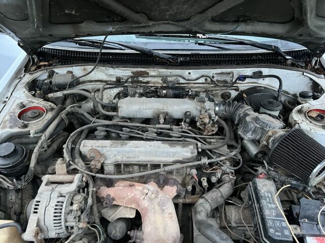 Білий Тойота Каріна, об'ємом двигуна 0 л та пробігом 512 тис. км за 800 $, фото 6 на Automoto.ua