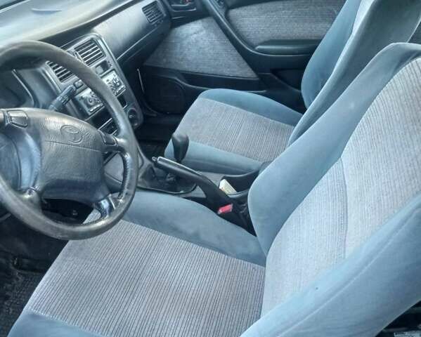 Белый Тойота Карина, объемом двигателя 1.62 л и пробегом 355 тыс. км за 2500 $, фото 10 на Automoto.ua