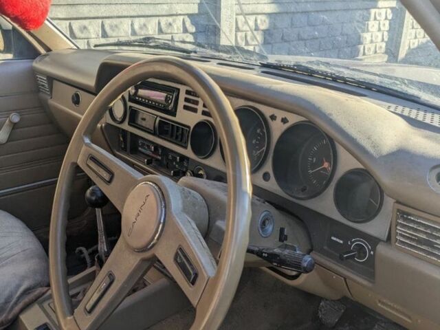 Коричневий Тойота Каріна, об'ємом двигуна 1.6 л та пробігом 100 тис. км за 700 $, фото 2 на Automoto.ua