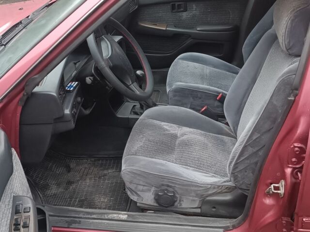 Червоний Тойота Каріна, об'ємом двигуна 0 л та пробігом 484 тис. км за 1500 $, фото 4 на Automoto.ua