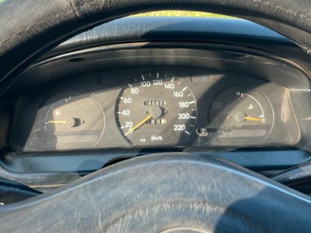 Красный Тойота Карина, объемом двигателя 2 л и пробегом 320 тыс. км за 3500 $, фото 23 на Automoto.ua