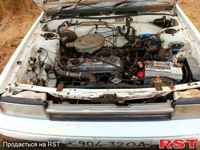 Тойота Карина, объемом двигателя 1.5 л и пробегом 0 тыс. км за 1200 $, фото 2 на Automoto.ua