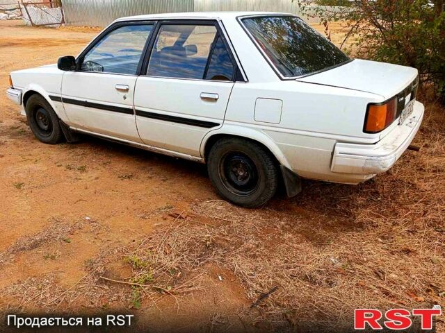 Тойота Карина, объемом двигателя 1.5 л и пробегом 0 тыс. км за 1200 $, фото 3 на Automoto.ua