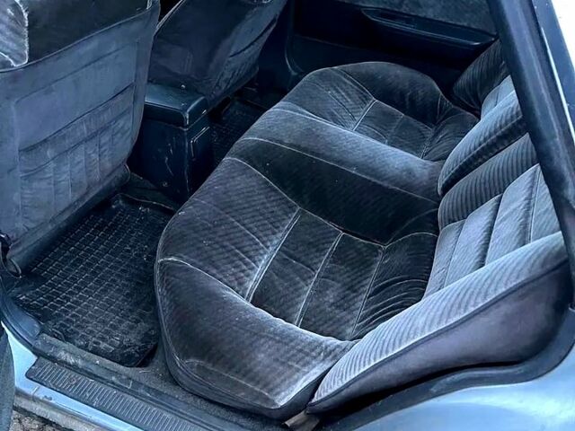 Тойота Каріна, об'ємом двигуна 1.8 л та пробігом 0 тис. км за 600 $, фото 1 на Automoto.ua