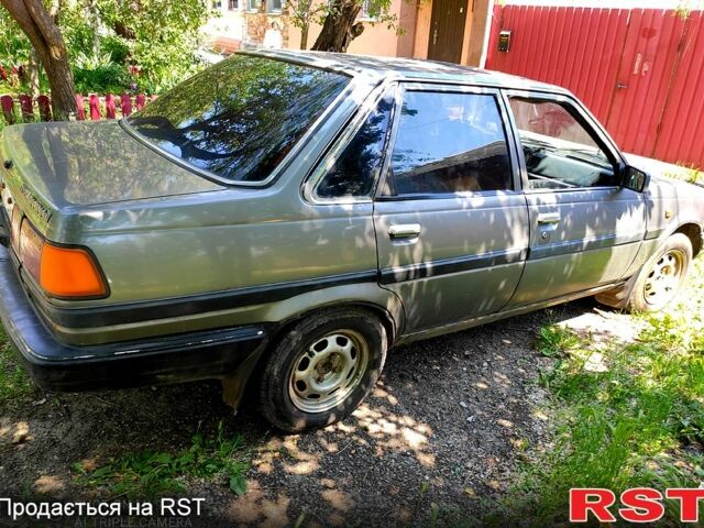 Тойота Каріна, об'ємом двигуна 1.6 л та пробігом 555 тис. км за 850 $, фото 1 на Automoto.ua