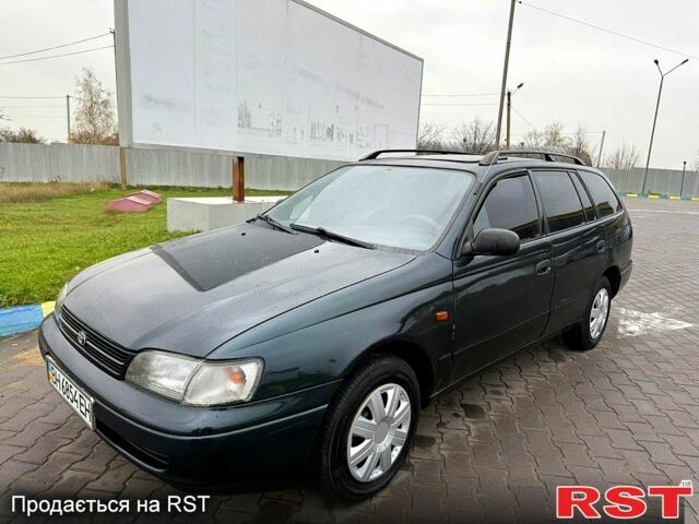 Тойота Карина, объемом двигателя 1.6 л и пробегом 368 тыс. км за 2499 $, фото 2 на Automoto.ua