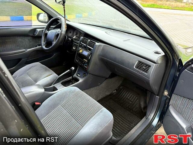 Тойота Карина, объемом двигателя 1.6 л и пробегом 368 тыс. км за 2499 $, фото 6 на Automoto.ua