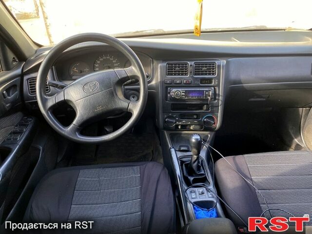 Тойота Карина, объемом двигателя 1.6 л и пробегом 0 тыс. км за 1850 $, фото 3 на Automoto.ua