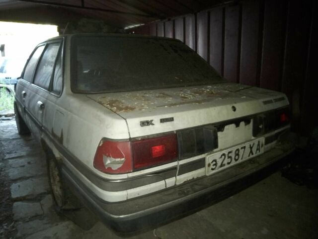 Серый Тойота Карина, объемом двигателя 2 л и пробегом 437 тыс. км за 721 $, фото 13 на Automoto.ua