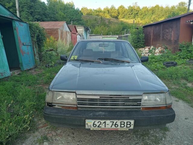 Серый Тойота Карина, объемом двигателя 2 л и пробегом 437 тыс. км за 721 $, фото 8 на Automoto.ua