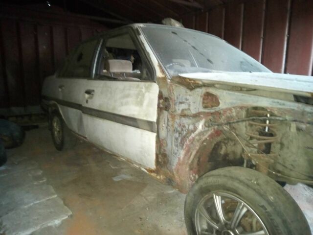 Серый Тойота Карина, объемом двигателя 2 л и пробегом 437 тыс. км за 721 $, фото 15 на Automoto.ua