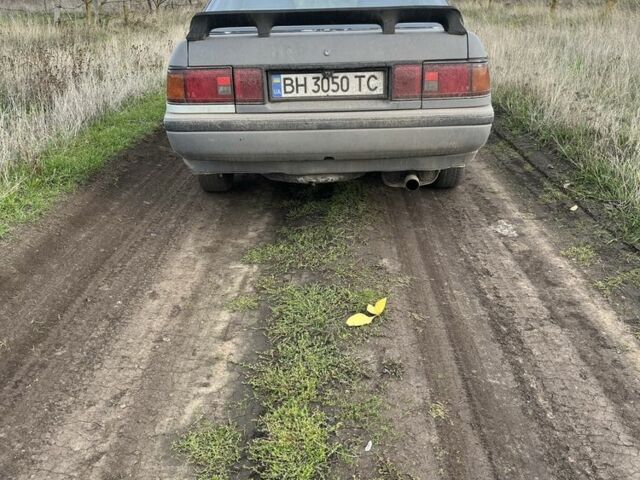 Серый Тойота Карина, объемом двигателя 1.6 л и пробегом 220 тыс. км за 1300 $, фото 4 на Automoto.ua