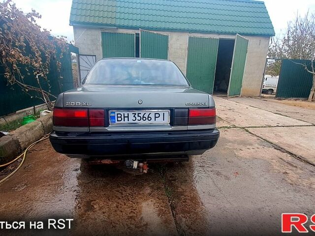 Серый Тойота Карина, объемом двигателя 2 л и пробегом 268 тыс. км за 2300 $, фото 3 на Automoto.ua