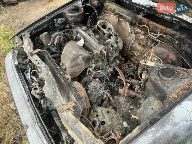 Серый Тойота Карина, объемом двигателя 2 л и пробегом 200 тыс. км за 500 $, фото 6 на Automoto.ua