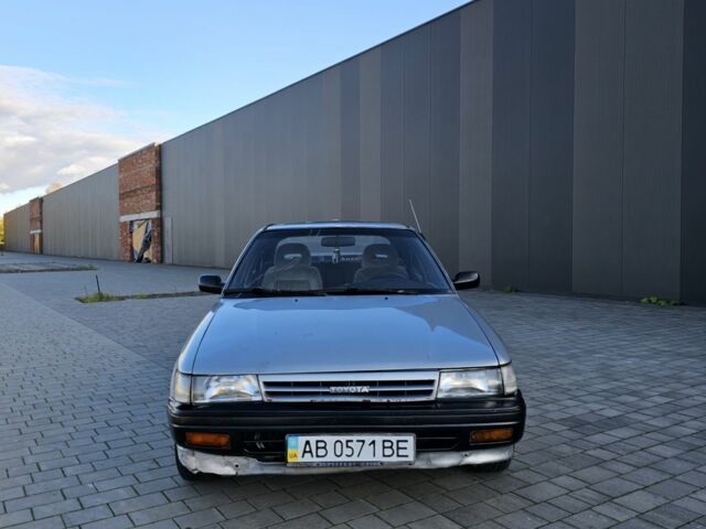 Сірий Тойота Каріна, об'ємом двигуна 0 л та пробігом 300 тис. км за 1900 $, фото 6 на Automoto.ua