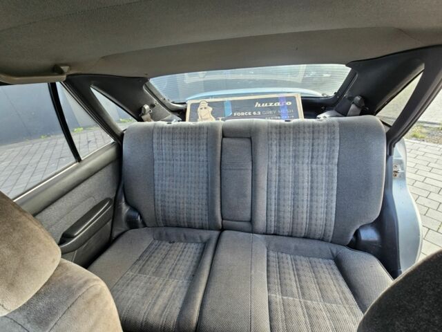 Сірий Тойота Каріна, об'ємом двигуна 0 л та пробігом 300 тис. км за 1900 $, фото 11 на Automoto.ua