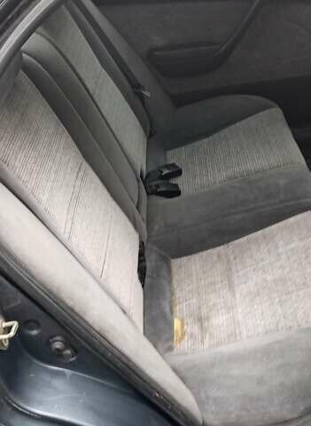 Серый Тойота Карина, объемом двигателя 2 л и пробегом 404 тыс. км за 2999 $, фото 11 на Automoto.ua