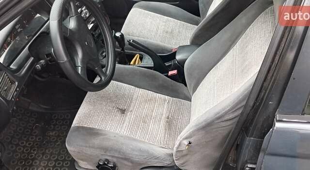 Серый Тойота Карина, объемом двигателя 2 л и пробегом 404 тыс. км за 2999 $, фото 8 на Automoto.ua