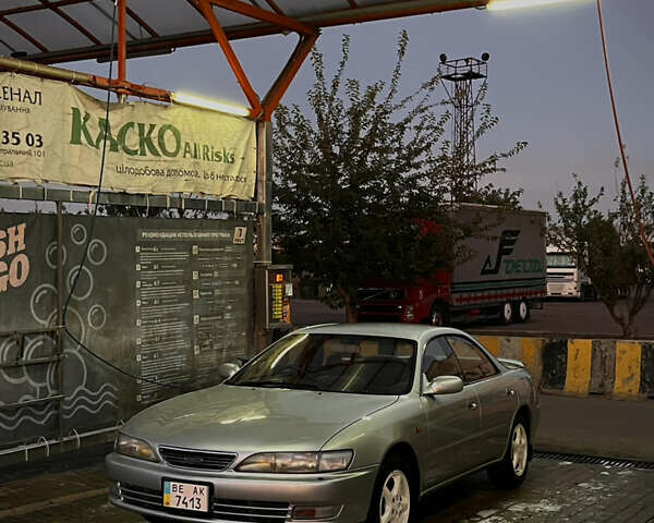 Серый Тойота Карина, объемом двигателя 2 л и пробегом 163 тыс. км за 5000 $, фото 2 на Automoto.ua