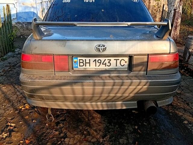 Серый Тойота Карина, объемом двигателя 1.6 л и пробегом 0 тыс. км за 1700 $, фото 2 на Automoto.ua