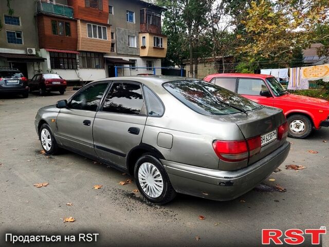 Серый Тойота Карина, объемом двигателя 1.6 л и пробегом 0 тыс. км за 1250 $, фото 2 на Automoto.ua