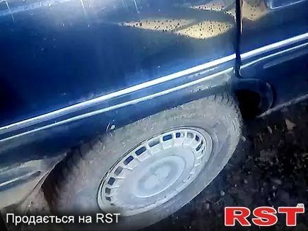 Синий Тойота Карина, объемом двигателя 1 л и пробегом 300 тыс. км за 450 $, фото 1 на Automoto.ua