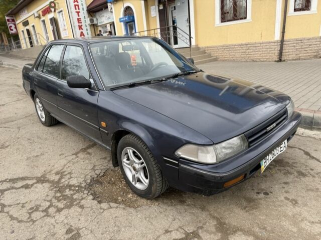 Синій Тойота Каріна, об'ємом двигуна 1.6 л та пробігом 222 тис. км за 1550 $, фото 1 на Automoto.ua