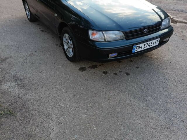 Зеленый Тойота Карина, объемом двигателя 1.6 л и пробегом 342 тыс. км за 3200 $, фото 4 на Automoto.ua