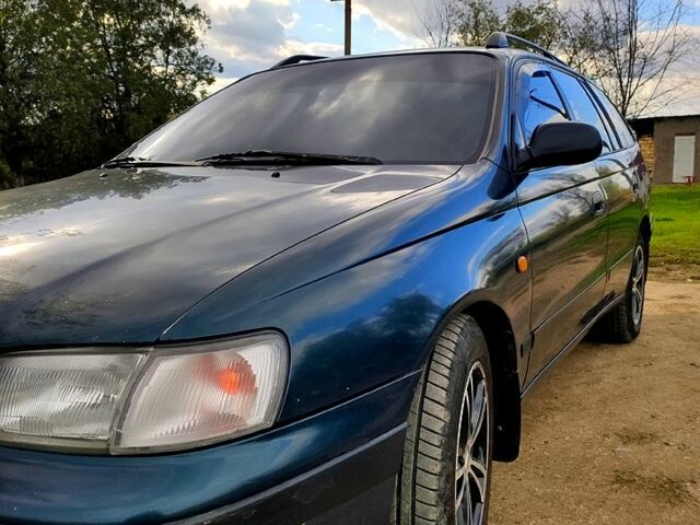 Зеленый Тойота Карина, объемом двигателя 2 л и пробегом 380 тыс. км за 3700 $, фото 4 на Automoto.ua