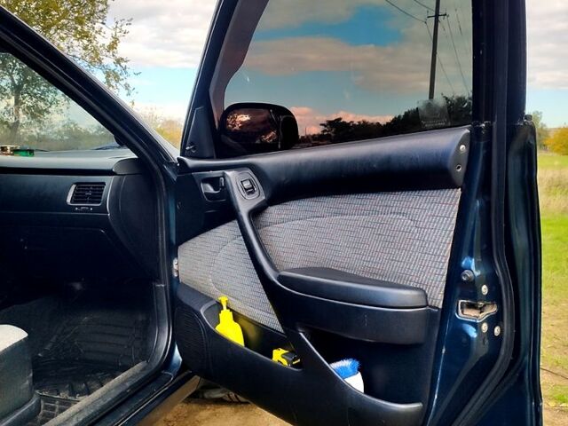 Зеленый Тойота Карина, объемом двигателя 2 л и пробегом 380 тыс. км за 3700 $, фото 8 на Automoto.ua