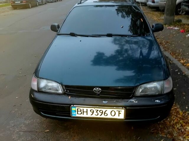 Зеленый Тойота Карина, объемом двигателя 2 л и пробегом 0 тыс. км за 2300 $, фото 3 на Automoto.ua