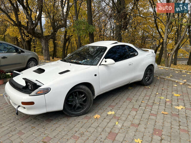 Белый Тойота Селика, объемом двигателя 2.2 л и пробегом 250 тыс. км за 4000 $, фото 3 на Automoto.ua