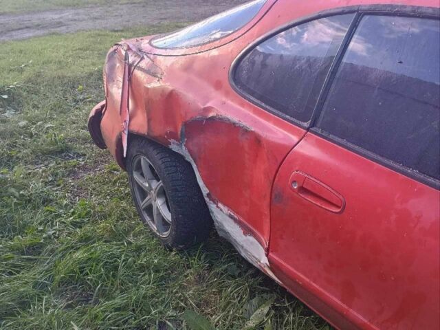 Красный Тойота Селика, объемом двигателя 2 л и пробегом 270 тыс. км за 1000 $, фото 7 на Automoto.ua