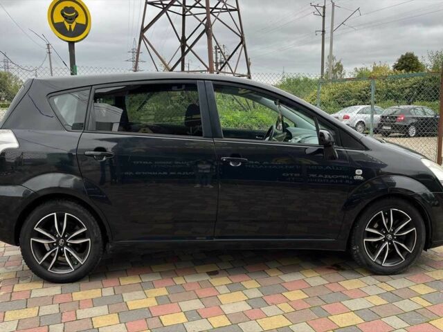 Черный Тойота Королла Версо, объемом двигателя 2 л и пробегом 200 тыс. км за 5500 $, фото 7 на Automoto.ua