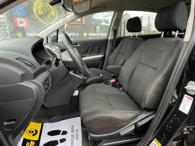 Черный Тойота Королла Версо, объемом двигателя 2 л и пробегом 200 тыс. км за 5500 $, фото 9 на Automoto.ua