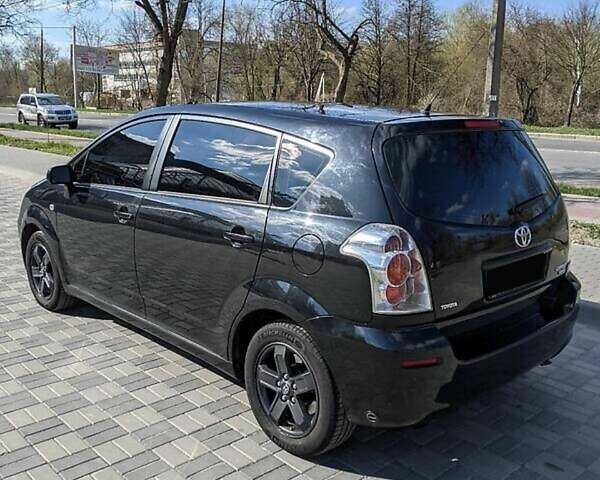 Черный Тойота Королла Версо, объемом двигателя 1.8 л и пробегом 227 тыс. км за 7829 $, фото 1 на Automoto.ua