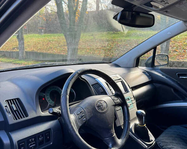 Черный Тойота Королла Версо, объемом двигателя 2.23 л и пробегом 259 тыс. км за 5800 $, фото 2 на Automoto.ua