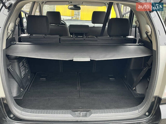 Черный Тойота Королла Версо, объемом двигателя 1.79 л и пробегом 220 тыс. км за 6800 $, фото 16 на Automoto.ua